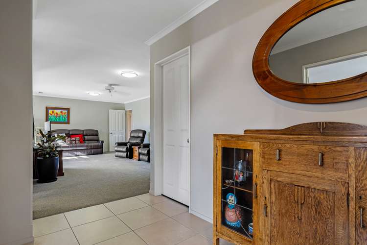 43 Millstream Drive Lincoln_6