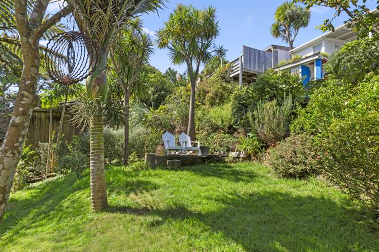 26 Lily Street Raglan_13