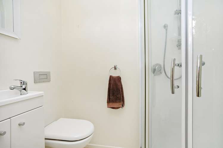 6 Zande Terrace Tawa_13