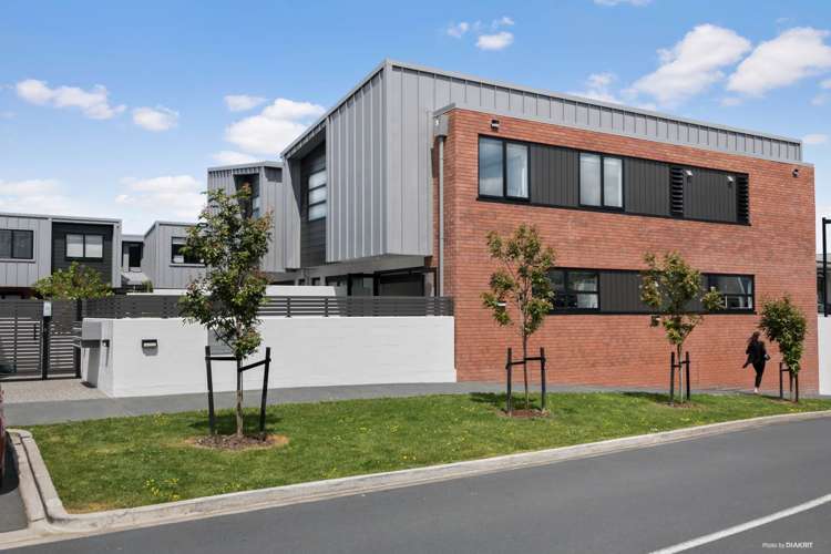 29/4 Stables Lane Silverdale_0