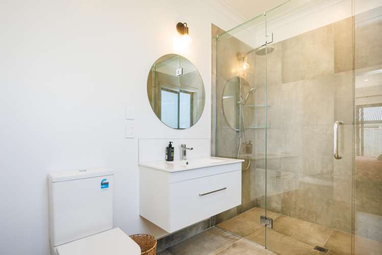 29 Sardinia Grove Fitzherbert_20