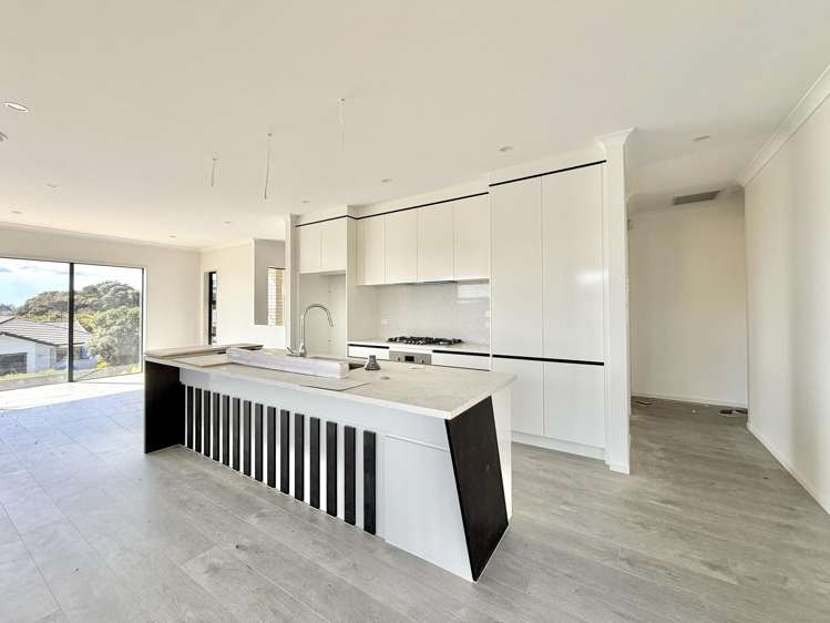 29 Pacific Heights Road Orewa_5