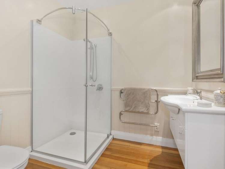 275 Davidsons Road Lincoln_18