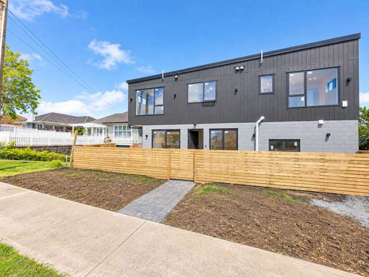 Lot 1 & 2/22 Wellesley Road Mangere Bridge_11