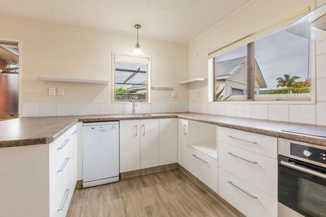 3/92 Guppy Road Greenmeadows_2