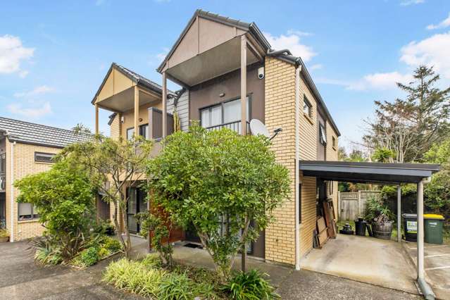 27/94 Glengarry Road Glen Eden_1