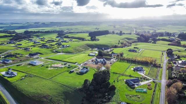 Lot 8 Te Kahu Lane Halcombe_3