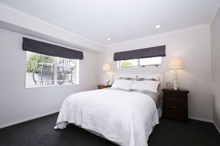 16 Gambia Grove 2743_6