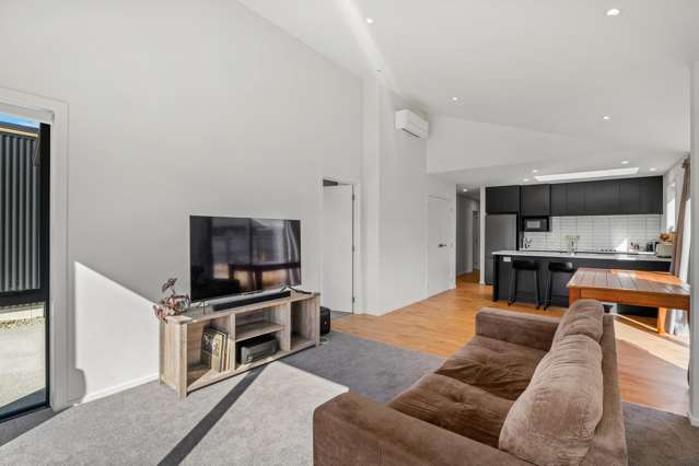 22 Riley Street Lake Hawea_3