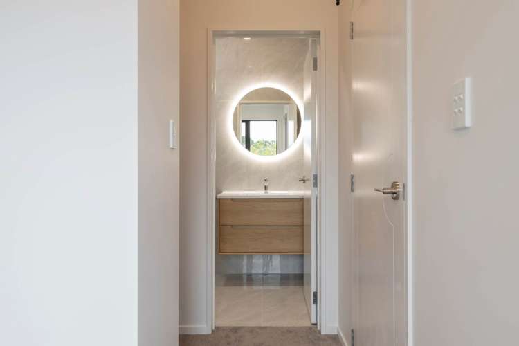 9 Puhikawa Street Massey_8