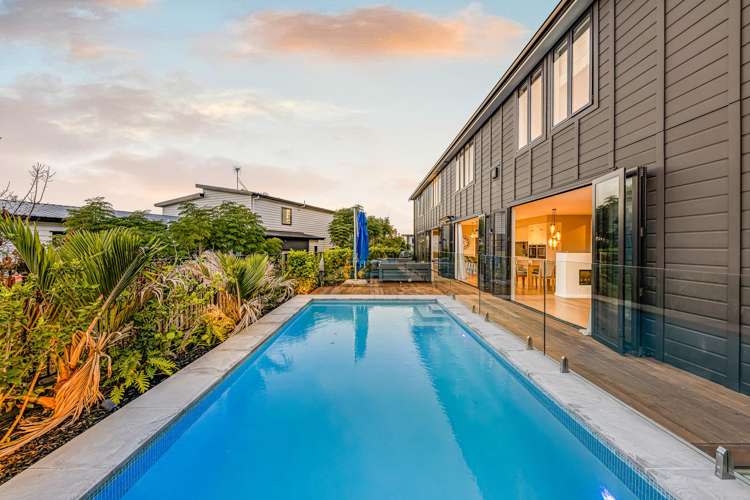 11 Sharon Road Browns Bay_32