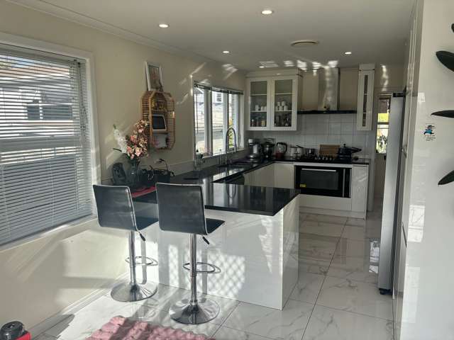 99 Tawa Street Melville_3