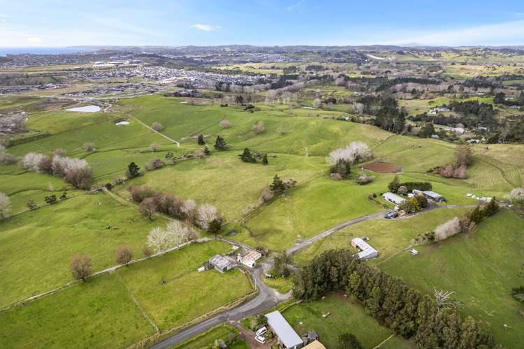 107 Cemetery Road Wainui_2