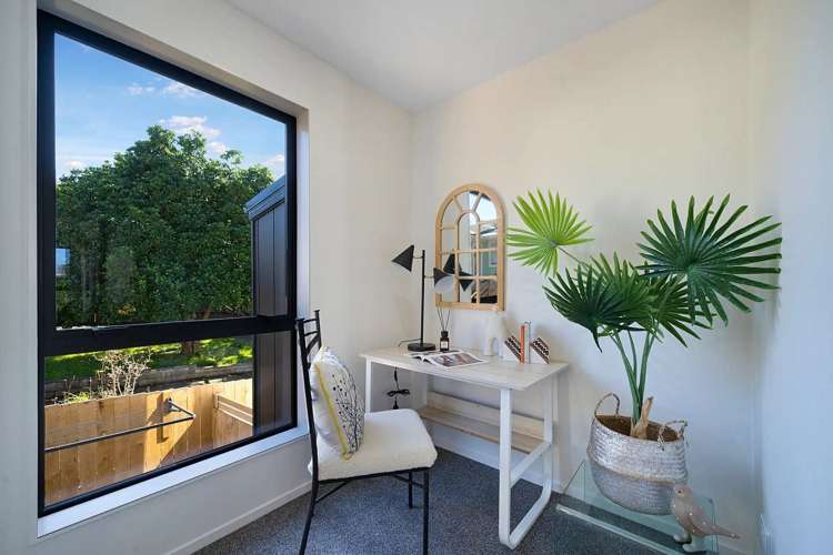 3/11 Sarona Avenue Glen Eden_4