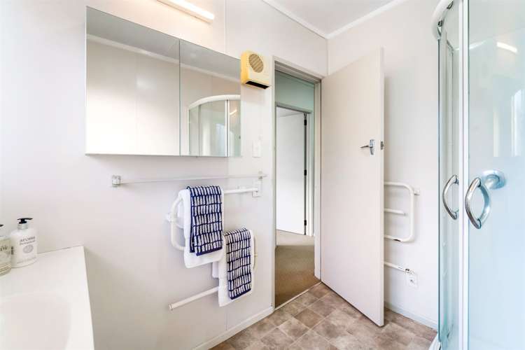 1/15 Omana Road Milford_11