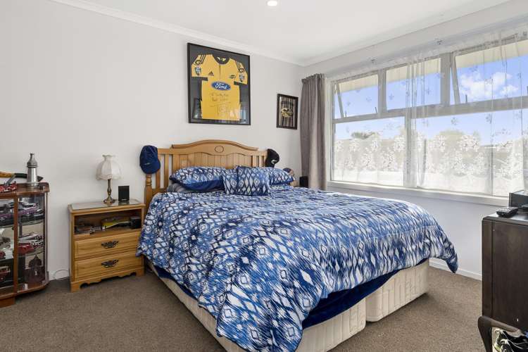 42 Waratah Street Matua_11