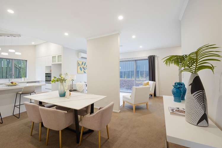 61A Simpson Road Ranui_12