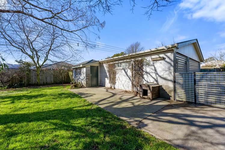 12 Kirk Road Templeton_28