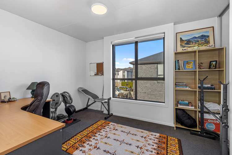 2/14 Buffon Street Waltham_6