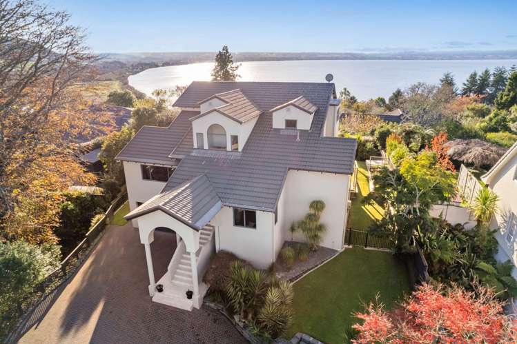 4 Tupara Crescent Kawaha Point_0