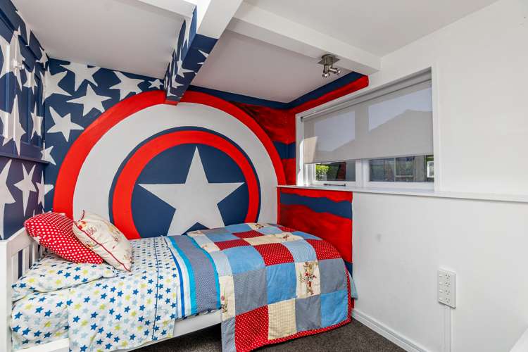 20 Kitchener Square Highfield_13