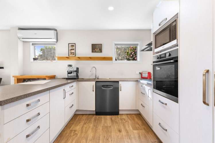 140 Charles Street Blenheim Central_4