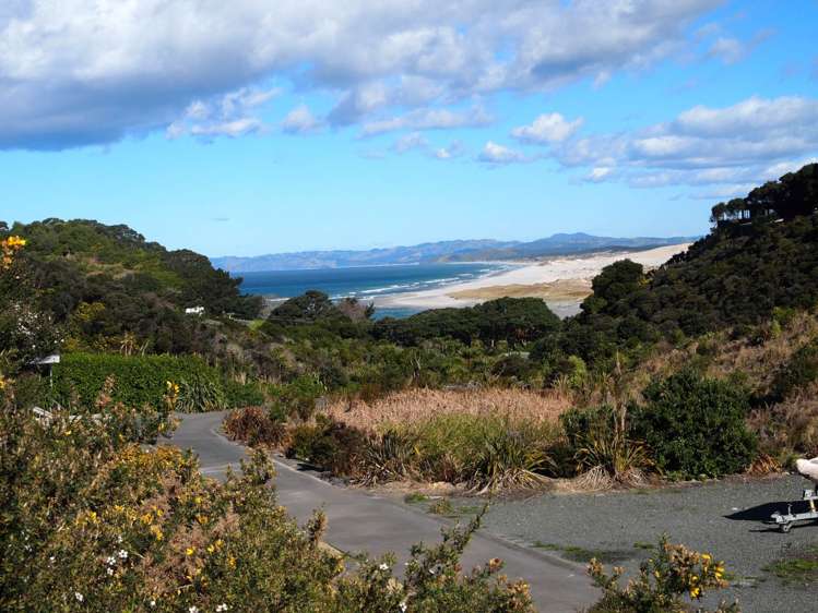 8 Sandbar Close Mangawhai Heads_0