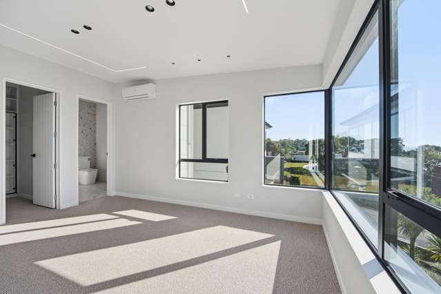 2/8 Park Rise Campbells Bay_4