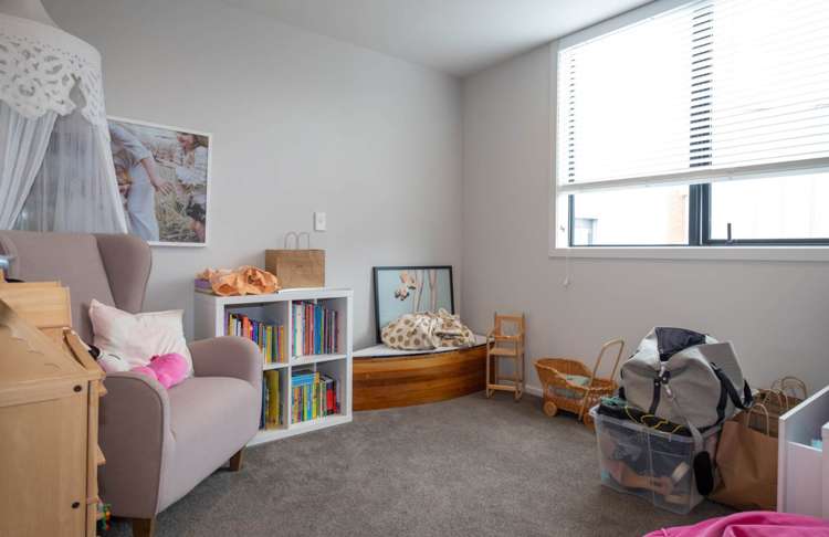 30/4 Stables Lane Millwater_5