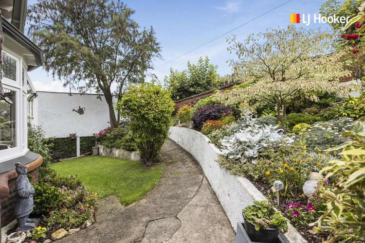 61 Hazel Avenue Caversham_19