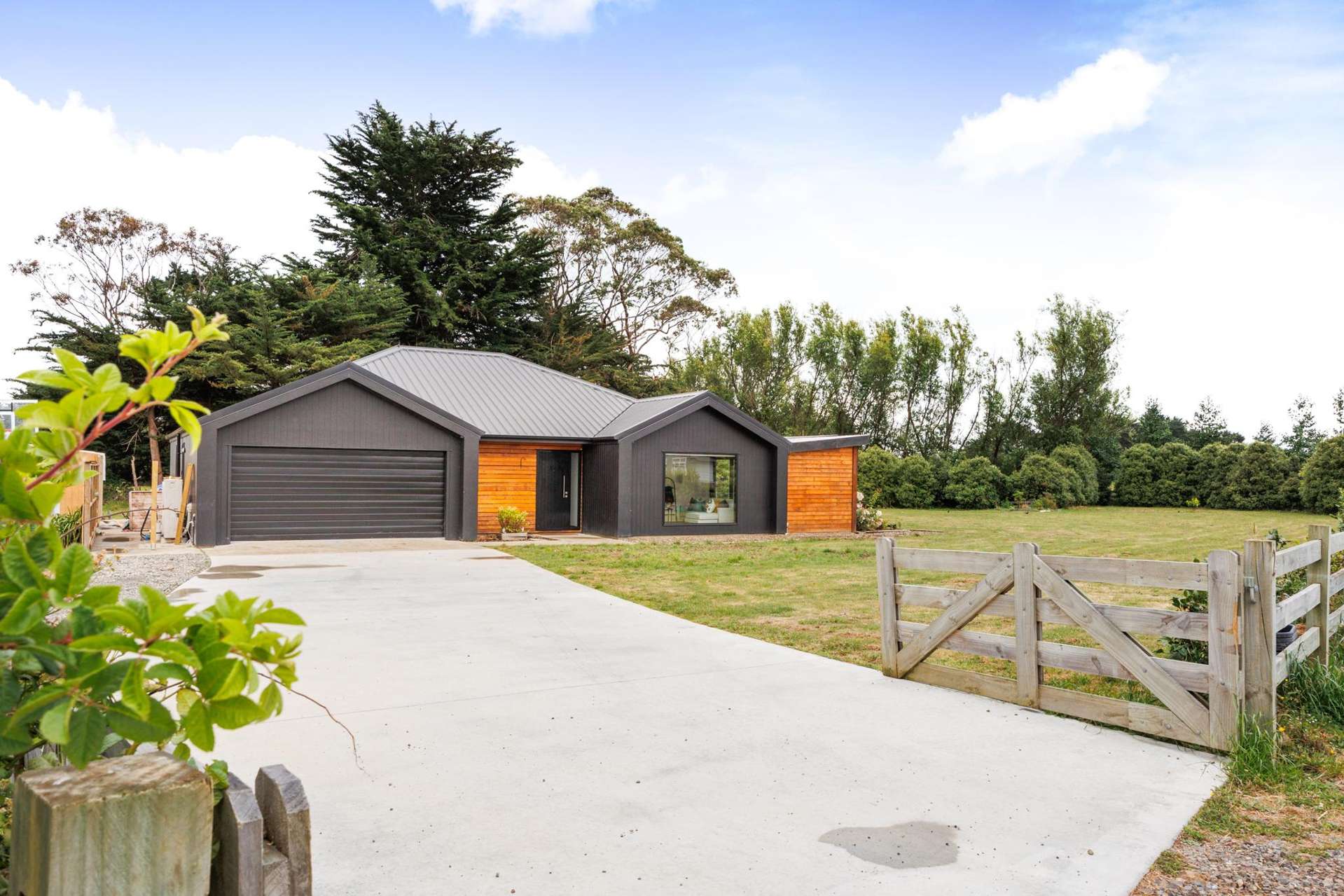 2 Ashgrove Lane Ashhurst_0