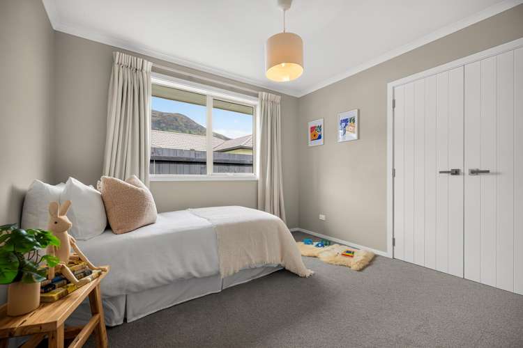 6 Risinghurst Terrace Lower Shotover_17
