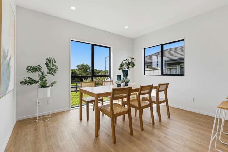 1 Waikohi Avenue Glenbrook_11