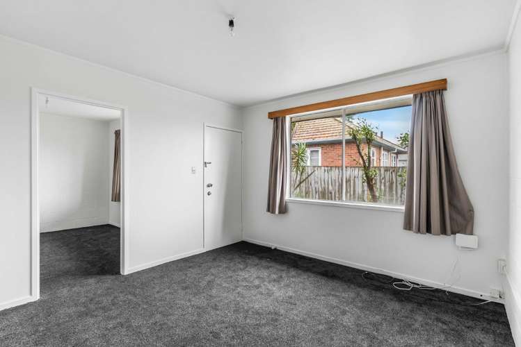 2/58 Kiwitea Street 1781_1