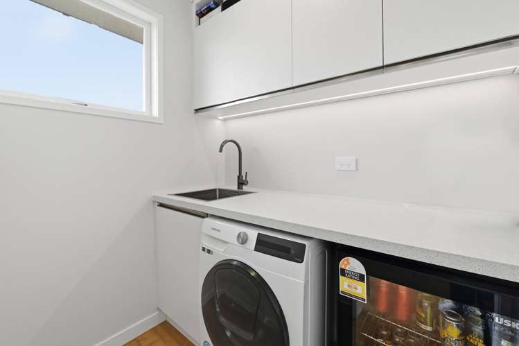 11 Byron Grove Owhata_15