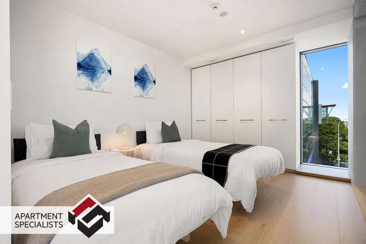 38 Khyber Pass Newmarket_18