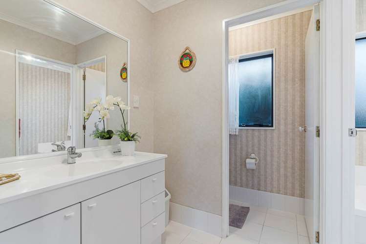 26 Farmdale Court Flat Bush_17