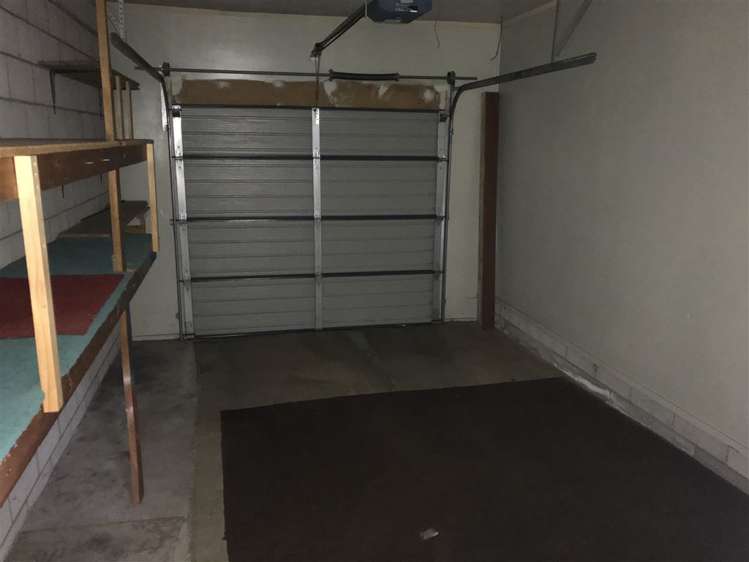 1/11 Sea Spray Drive Bucklands Beach_8