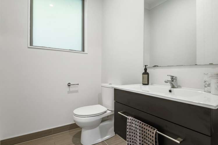 16 Major Henry Greens Silverdale_24