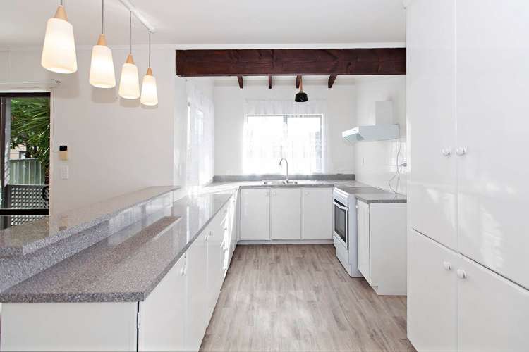 8/4 Taylor Street Blockhouse Bay_13