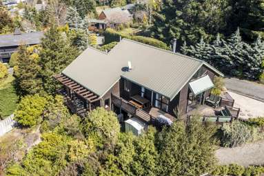 76 Chalet Crescent_2