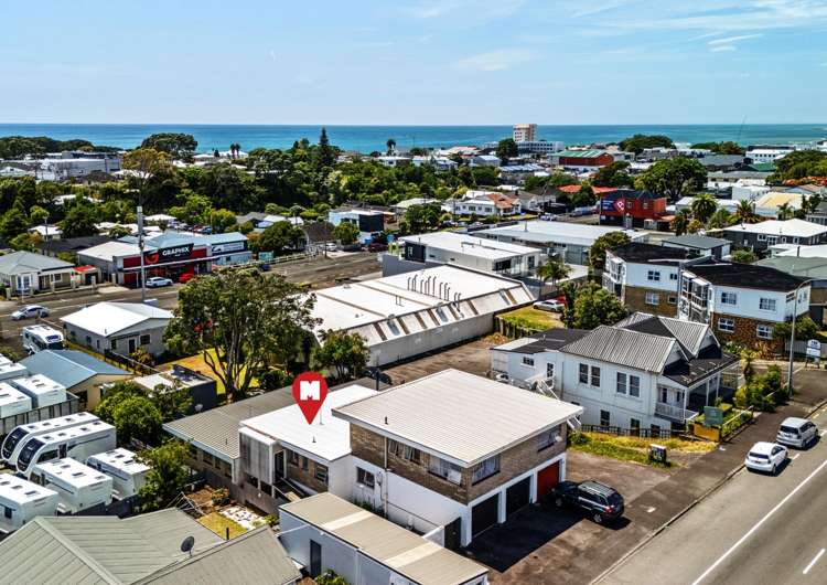 2/194 Powderham Street New Plymouth Central_21