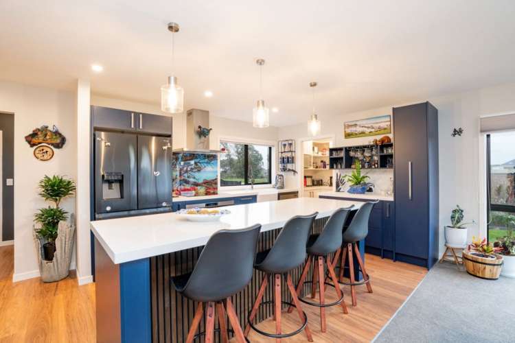 77 Richfield Drive Waikiwi_2