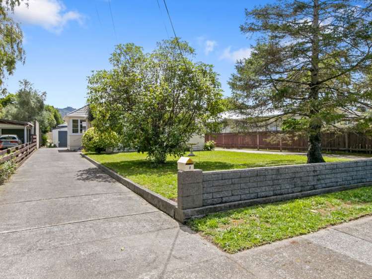 8 Faulke Avenue Wainuiomata_17