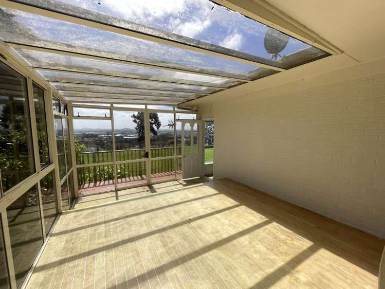 172 Point View Drive East Tamaki Heights_10