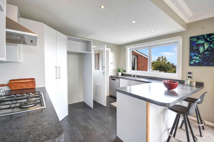 47 Bernard Street Kenmure_6