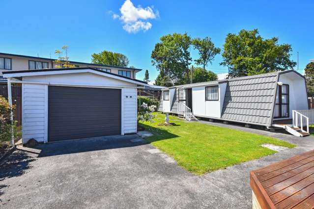 51 Mckean Avenue Manurewa_1