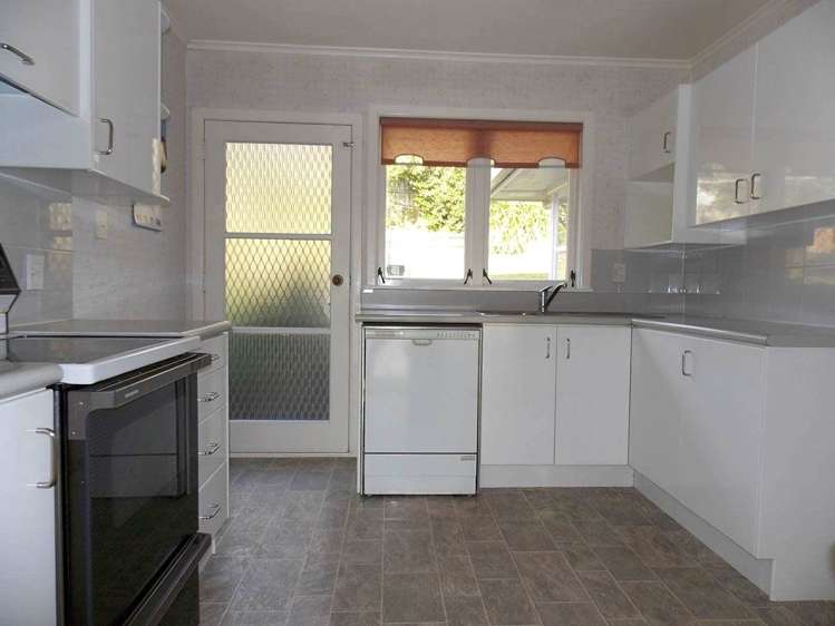 21 Wayne Place Mount Roskill_12