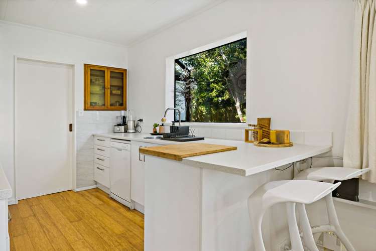 2/42a Salisbury Road Birkdale_9
