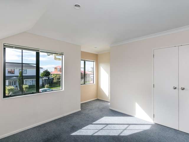 32 Landsdowne Terrace Karori_4